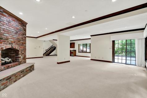 8661 Williamshire W Drive Indianapolis IN 46260