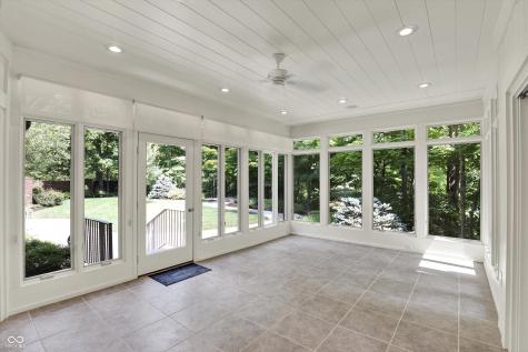 8661 Williamshire W Drive Indianapolis IN 46260