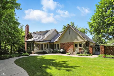 8661 Williamshire W Drive Indianapolis IN 46260