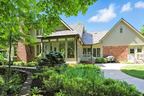 8661 Williamshire W Drive Indianapolis IN 46260