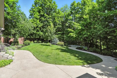 8661 Williamshire W Drive Indianapolis IN 46260