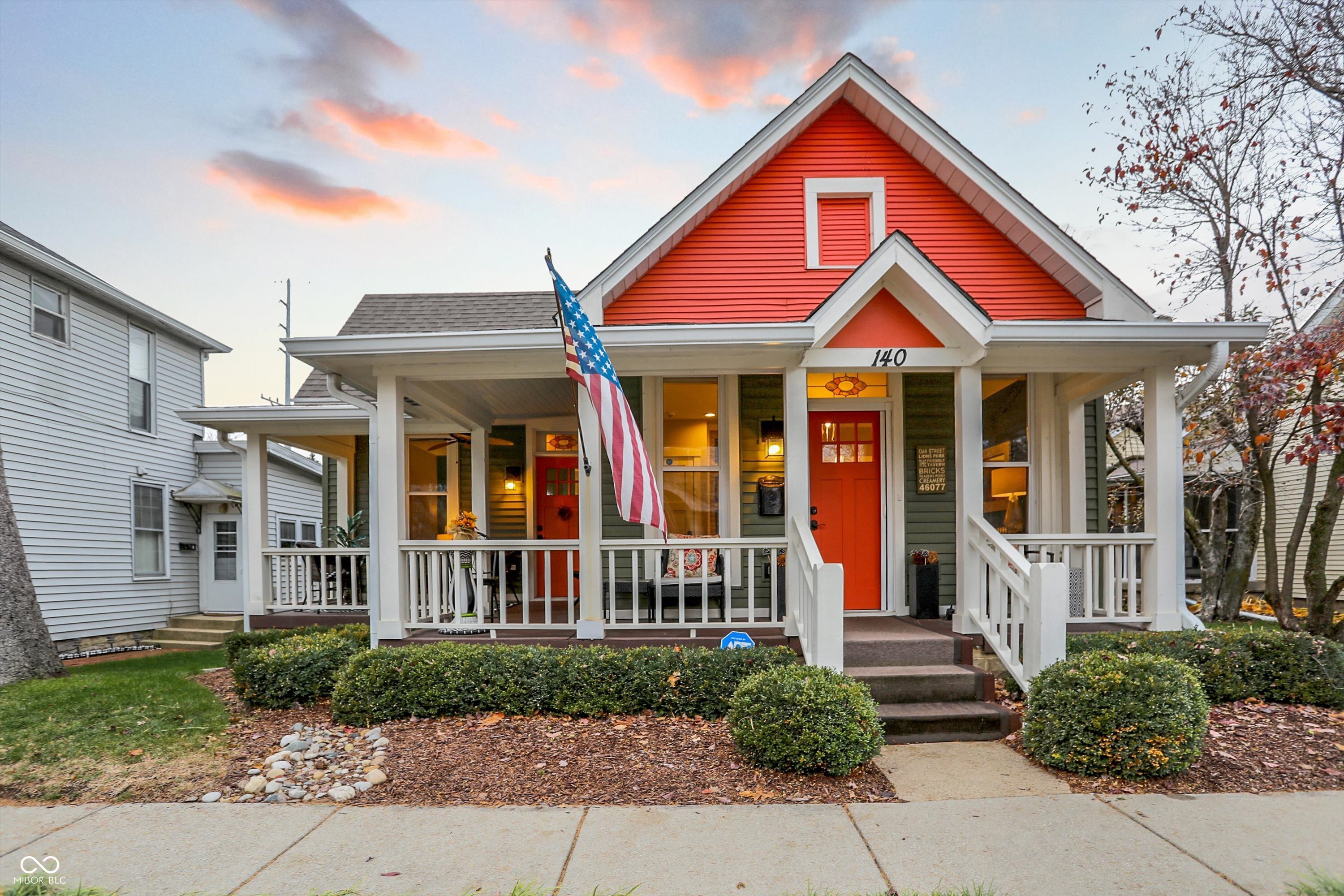 140 N Main Street Zionsville IN 46077