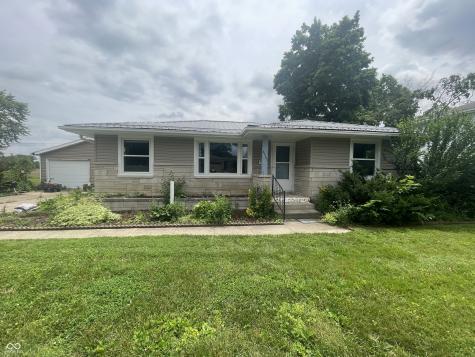 4363 Roosevelt Drive Columbus IN 47201