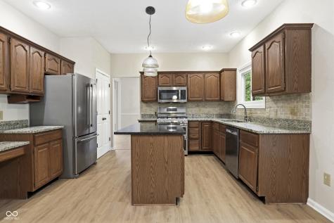 9812 Covington Boulevard Fishers IN 46037