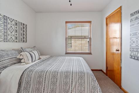 1224 N Hawthorne Lane Indianapolis IN 46219