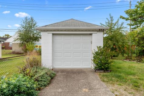 1224 N Hawthorne Lane Indianapolis IN 46219