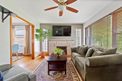 1224 N Hawthorne Lane Indianapolis IN 46219