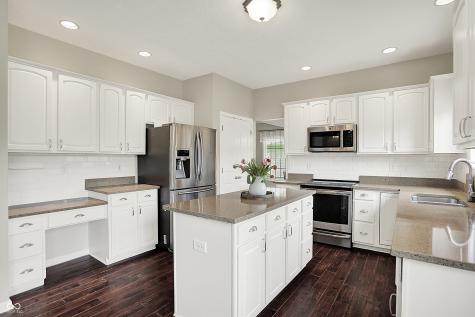 9583 Greenthread Drive Zionsville IN 46077
