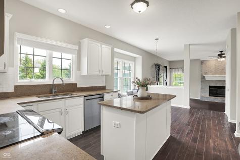 9583 Greenthread Drive Zionsville IN 46077