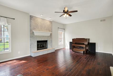 9583 Greenthread Drive Zionsville IN 46077