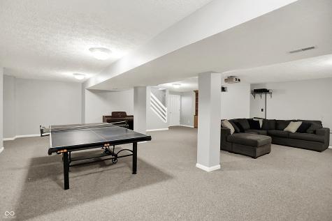 9583 Greenthread Drive Zionsville IN 46077