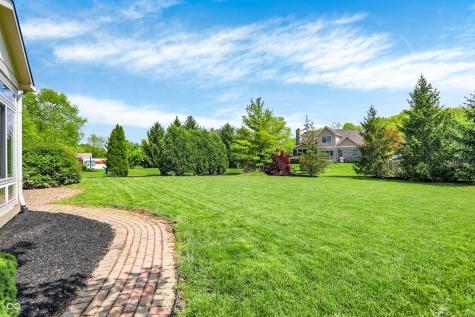 9583 Greenthread Drive Zionsville IN 46077