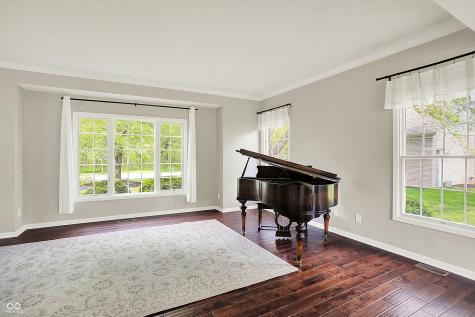 9583 Greenthread Drive Zionsville IN 46077