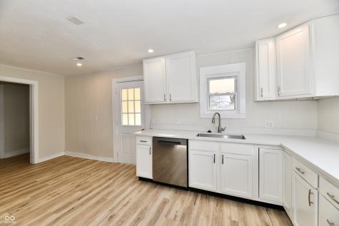 4992 W 100 S New Palestine IN 46163