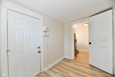 4992 W 100 S New Palestine IN 46163