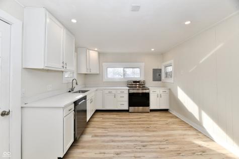 4992 W 100 S New Palestine IN 46163