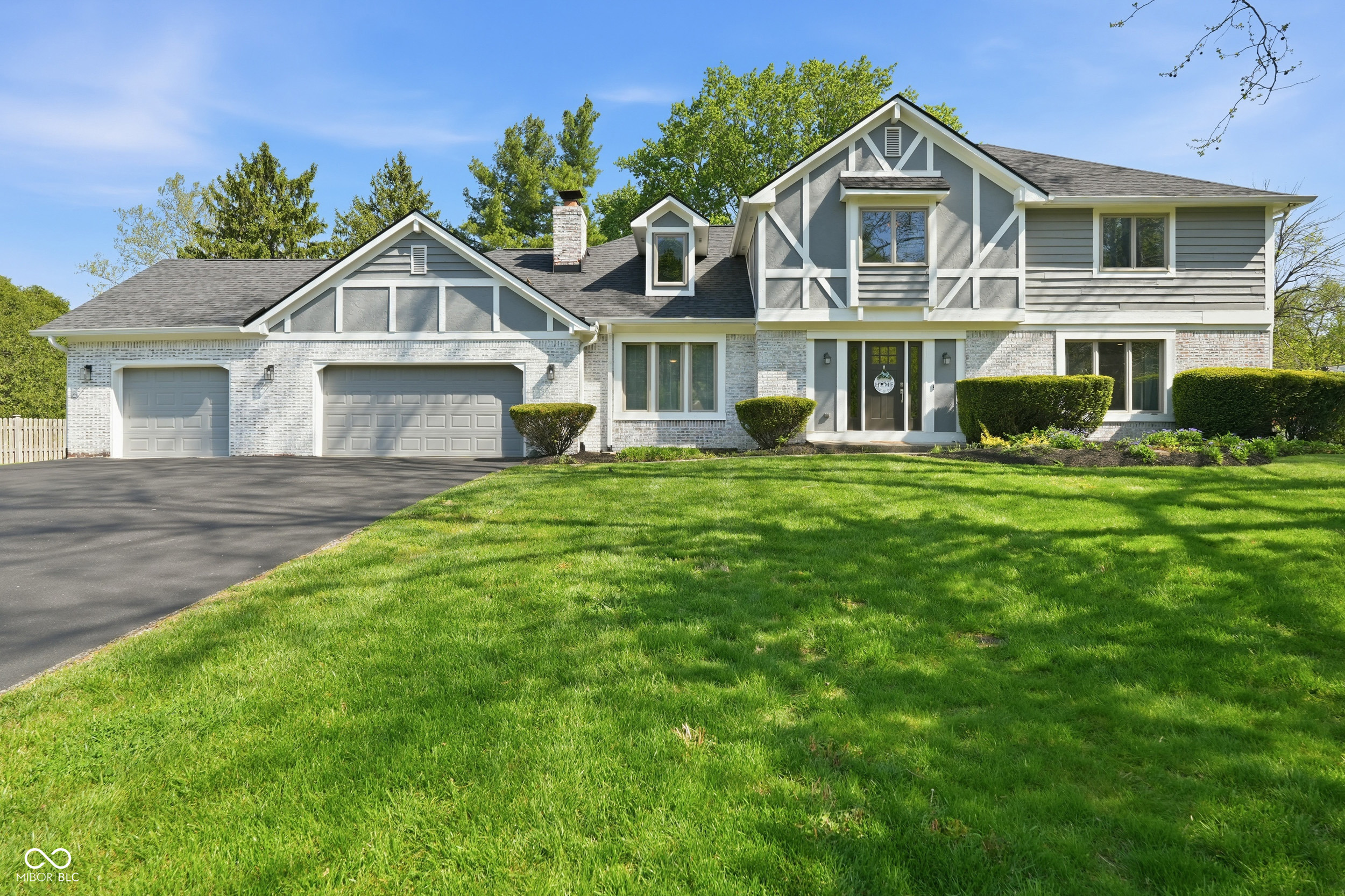 700 Round Court Zionsville IN 46077