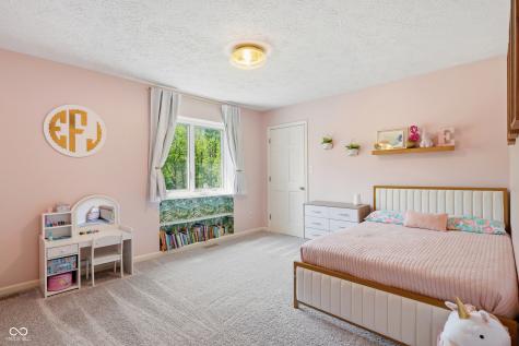 700 Round Court Zionsville IN 46077