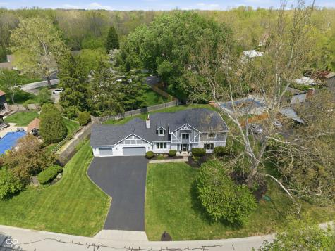 700 Round Court Zionsville IN 46077