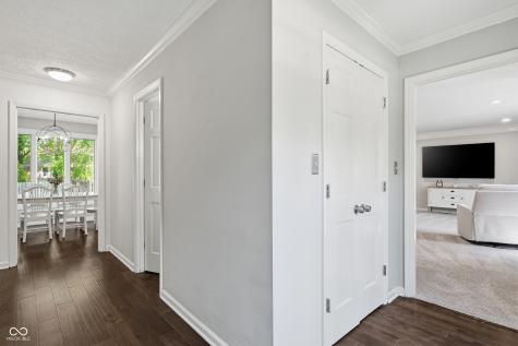 700 Round Court Zionsville IN 46077