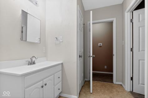 1119 Waldemere Avenue Indianapolis IN 46241
