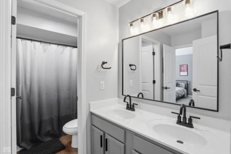 5685 Sunnyvalle Drive Bargersville IN 46106