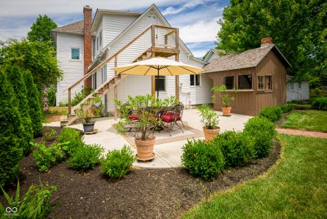 365 W Cedar Street Zionsville IN 46077