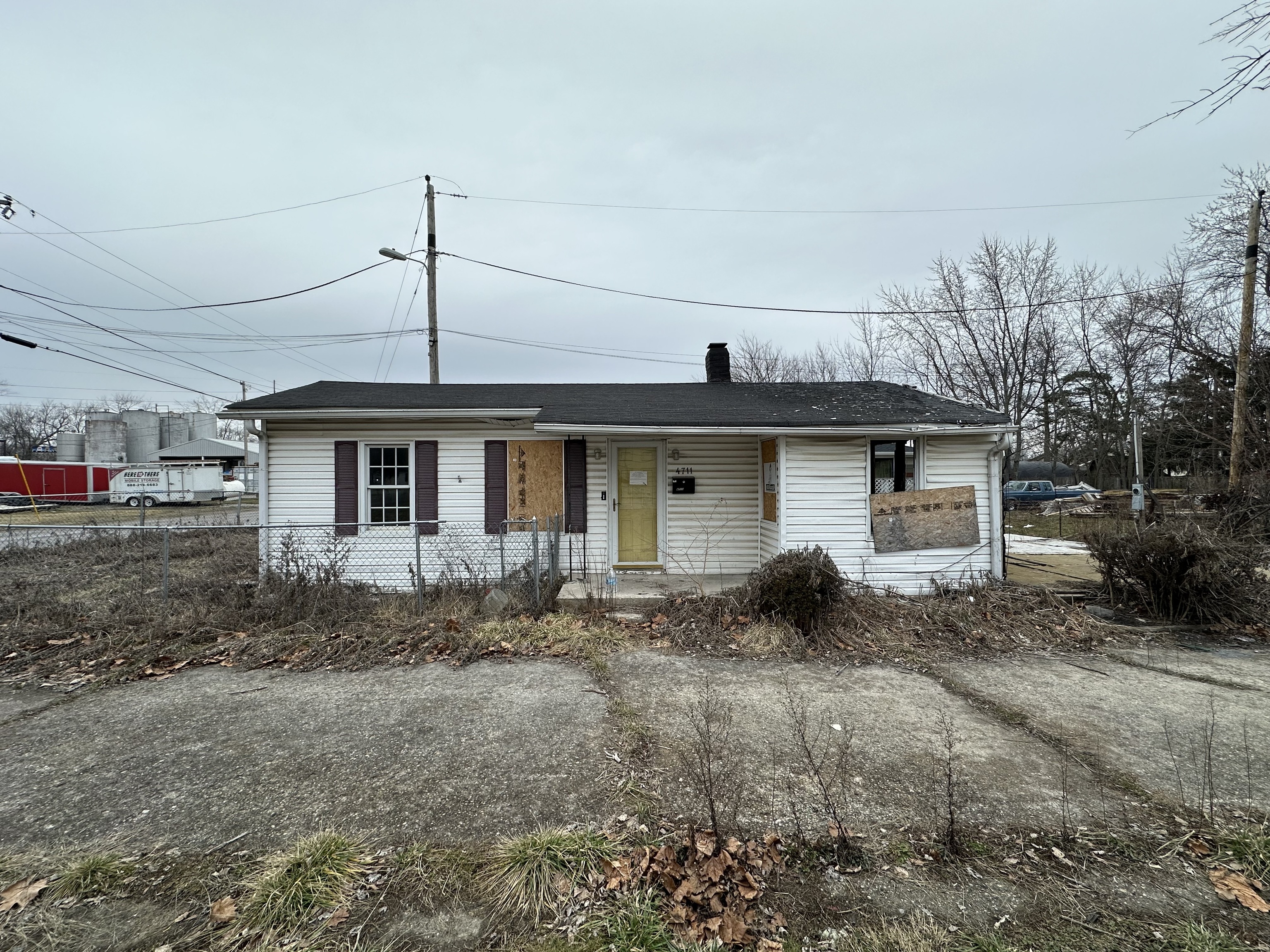 4711 Van Cleave Street Indianapolis IN 46226