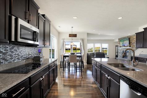 9404 Crystal River Drive Indianapolis IN 46240
