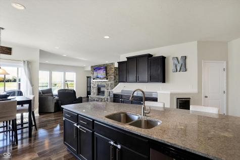 9404 Crystal River Drive Indianapolis IN 46240