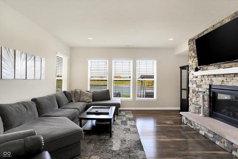 9404 Crystal River Drive Indianapolis IN 46240