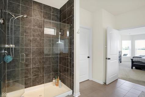 9404 Crystal River Drive Indianapolis IN 46240