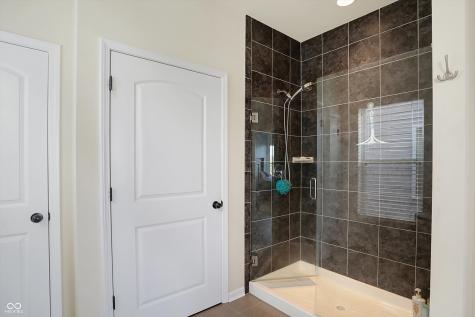9404 Crystal River Drive Indianapolis IN 46240