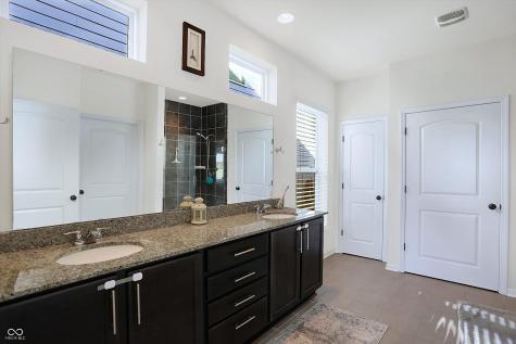 9404 Crystal River Drive Indianapolis IN 46240