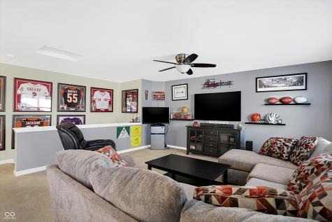 9404 Crystal River Drive Indianapolis IN 46240