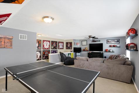 9404 Crystal River Drive Indianapolis IN 46240