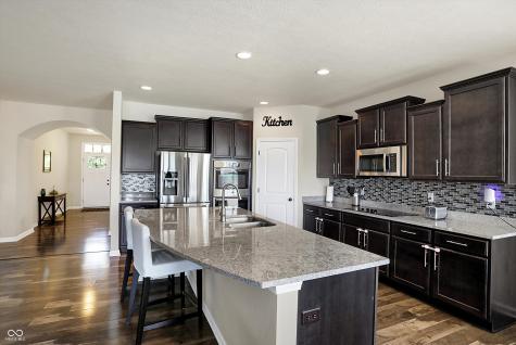 9404 Crystal River Drive Indianapolis IN 46240