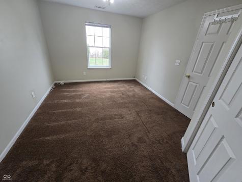 654 Shortleaf Drive Avon IN 46123