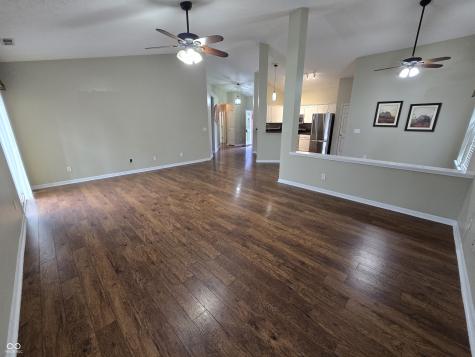 654 Shortleaf Drive Avon IN 46123