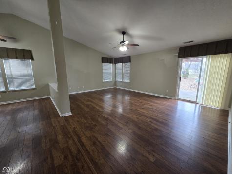 654 Shortleaf Drive Avon IN 46123