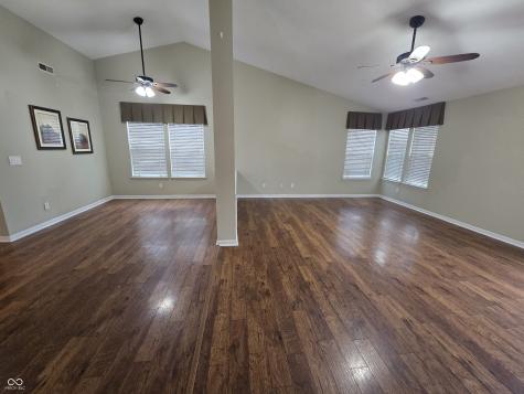 654 Shortleaf Drive Avon IN 46123