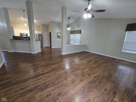 654 Shortleaf Drive Avon IN 46123