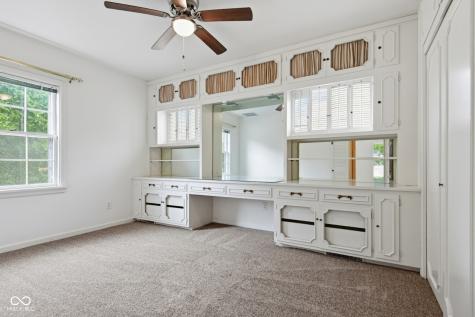 2975 Washington Street Columbus IN 47201