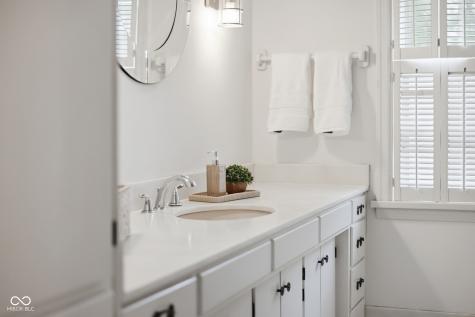 2975 Washington Street Columbus IN 47201