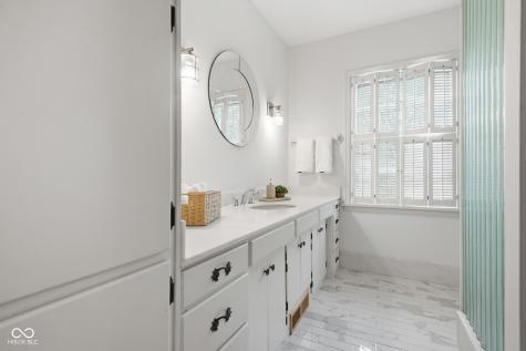 2975 Washington Street Columbus IN 47201