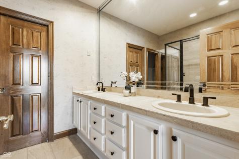 5846 E Fall Creek Parkway North Drive Indianapolis IN 46226