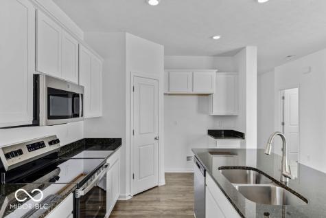 15934 Meadow Frost Court Fishers IN 46037