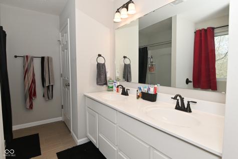 2364 Ninebark Drive Plainfield IN 46168
