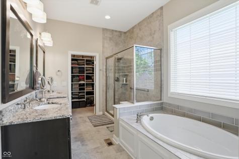3331 Adare Circle Westfield IN 46062