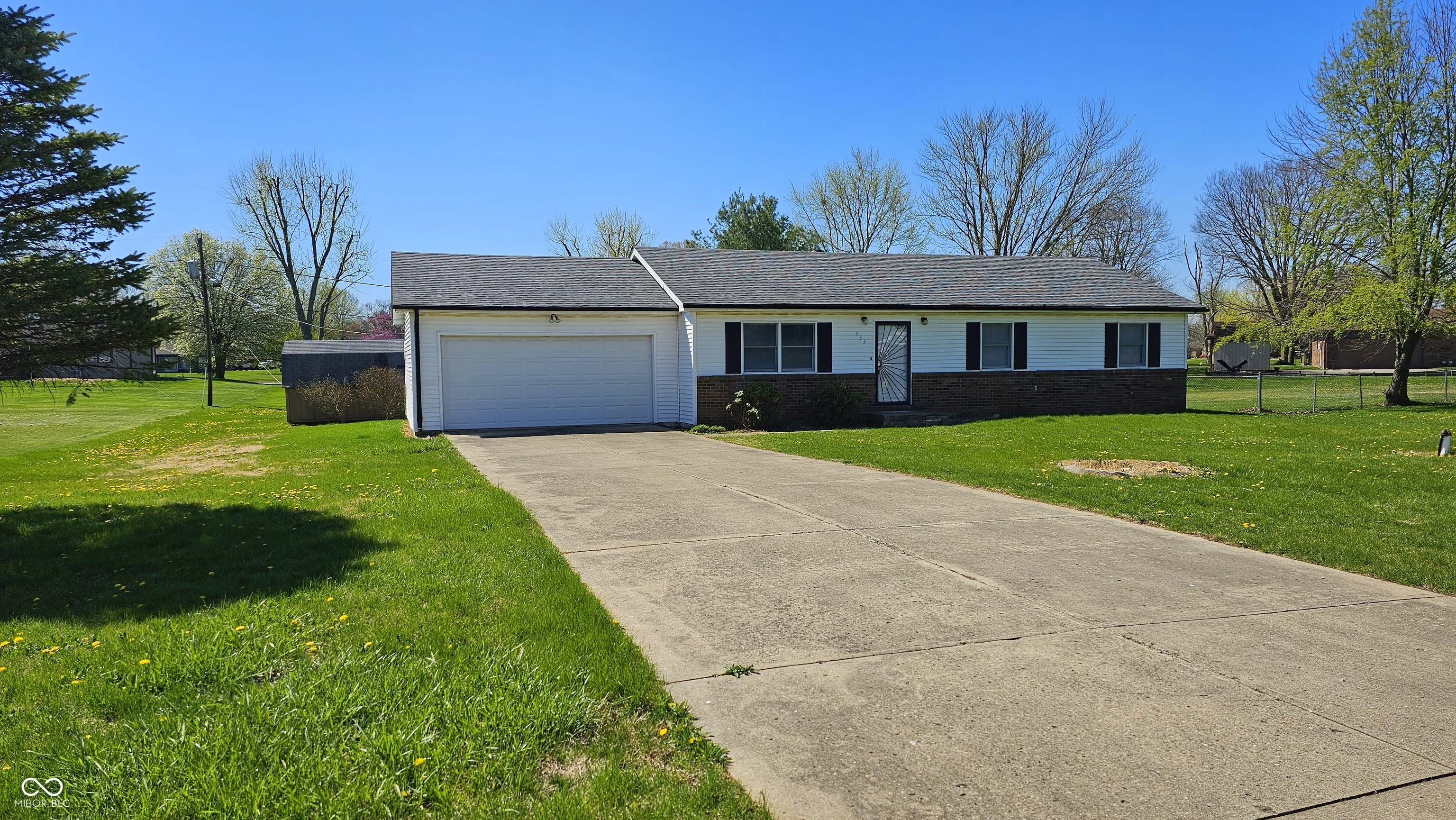 433 Cedar Glen Drive Avon IN 46123